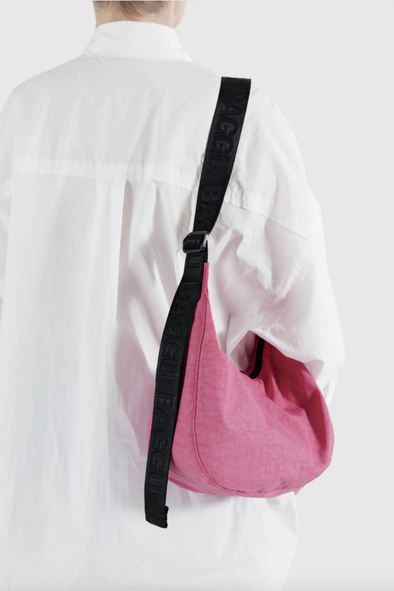 Baggu Medium Nylon Crescent Bag- Azalea Pink