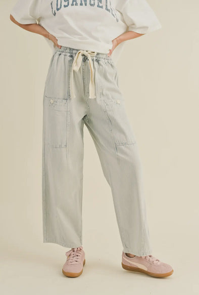 Shania Loose Fit Striped Denim Pants- Light Wash