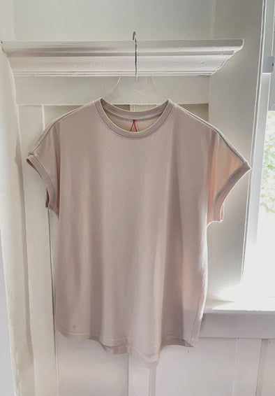 Le Bon Ease Tee- Rice