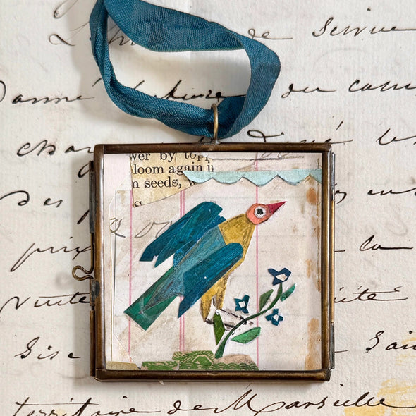 Cassis Folk Bird ~ Lg. Art Locket Ornament