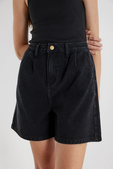 Naomi Denim Shorts- Washed Black