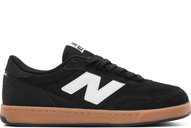 NB Numeric 440v2 - Black/Gum