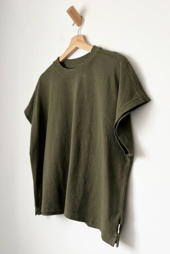 Le Bon Shoppe Jeanne Tee- Olive
