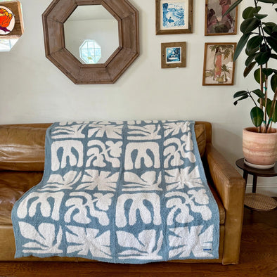 Lanai Plush Throw - Slate Blue