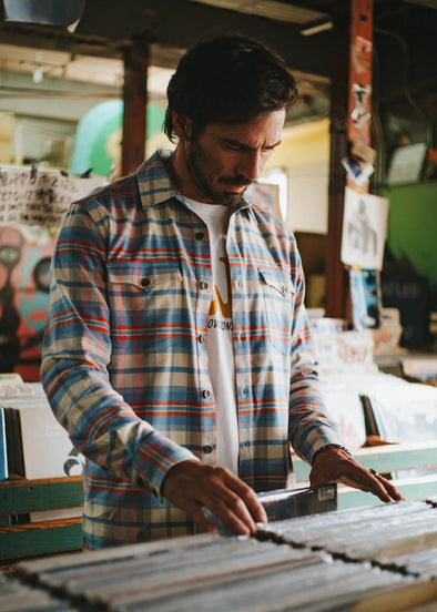 Moab Stretch Flannel- Red/Ivory/Blue