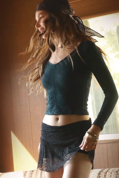 Forest Night L/S Textured V-Neck
